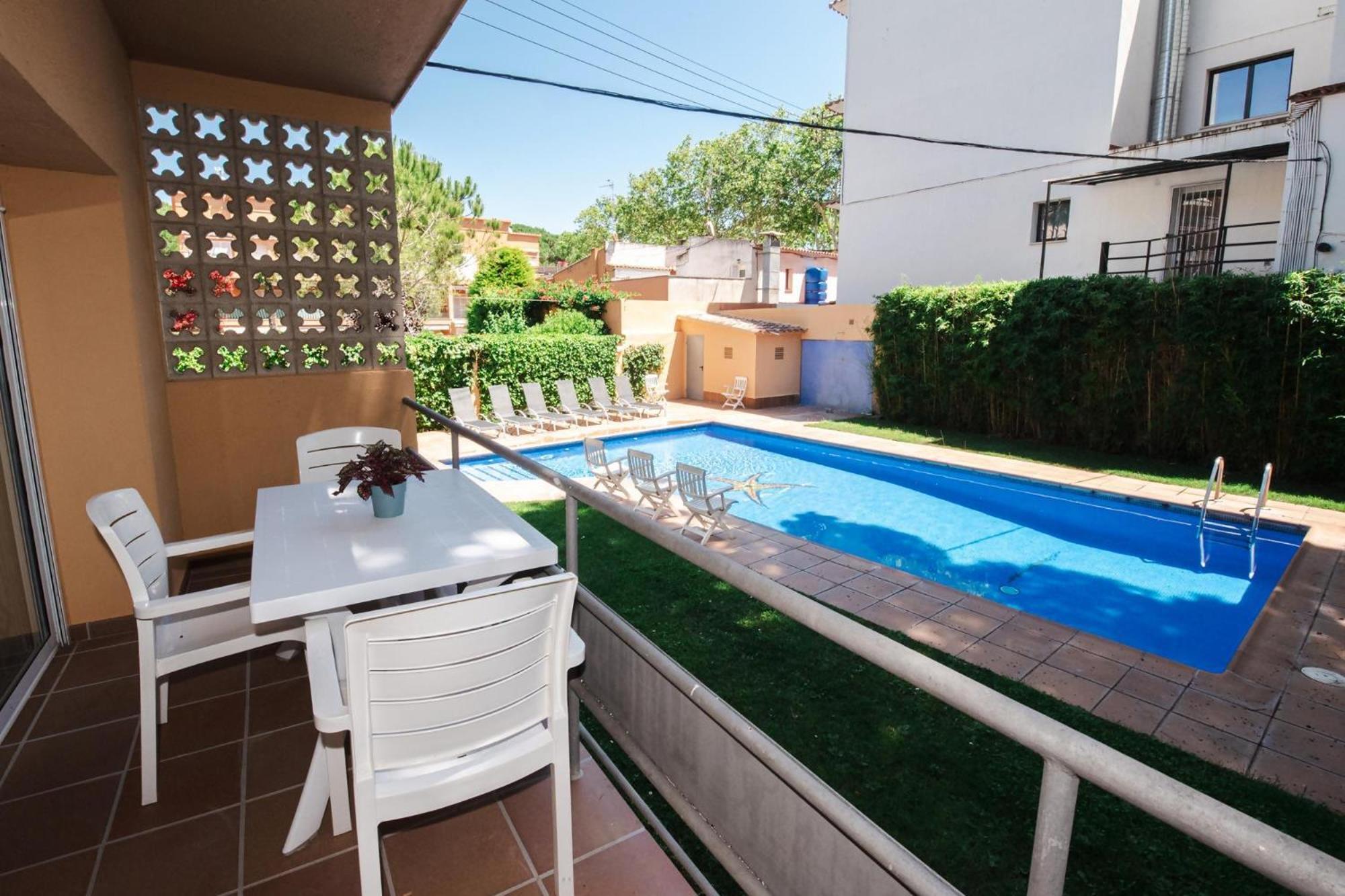 Appartamento Acogedor Apto Muy Centrico Con Piscina En